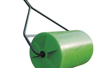 Water filled garden roller